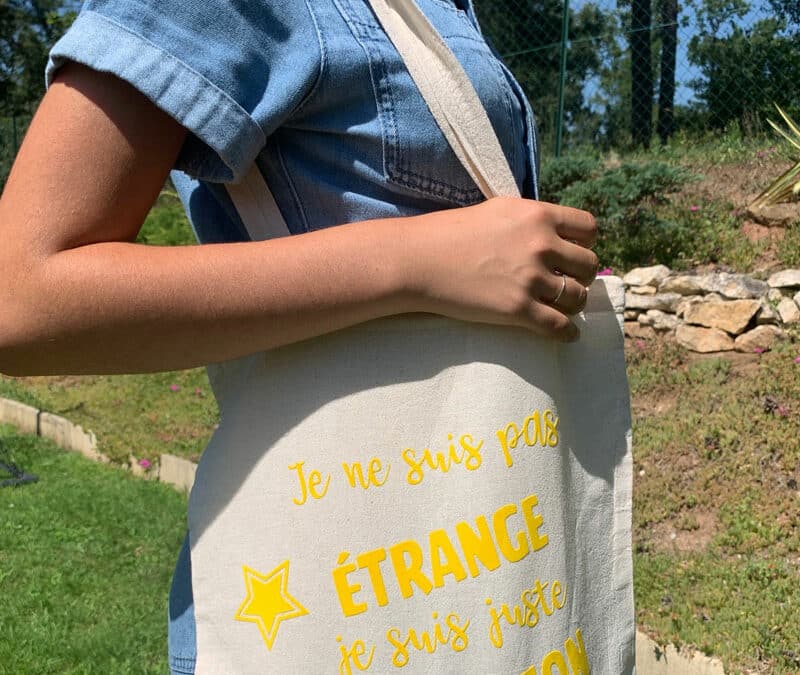 Tote bag “Je ne suis pas étrange, je suis juste une édition limitée”